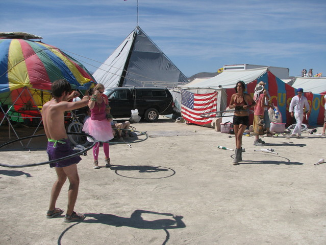 img_9191.jpg: Hooping with Erica